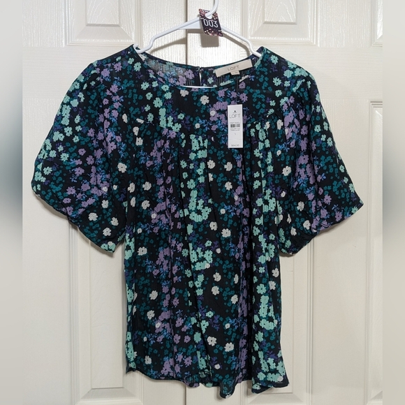 5/$25 Floral Shirred Yoke Top - Picture 5 of 5